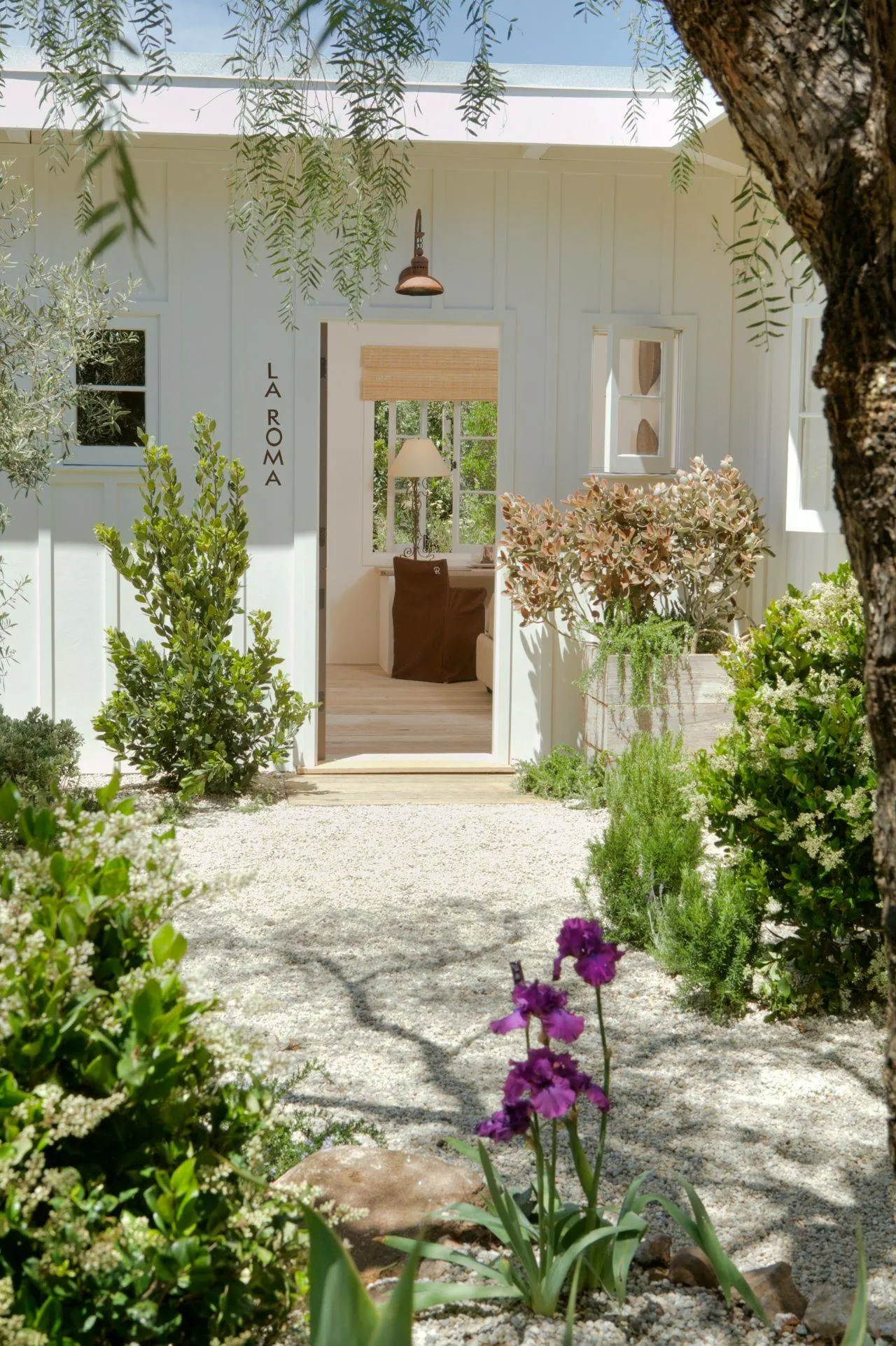 World’s Best Wellness Retreats the-ranch-malibu-La-Roma-Guest-Room
